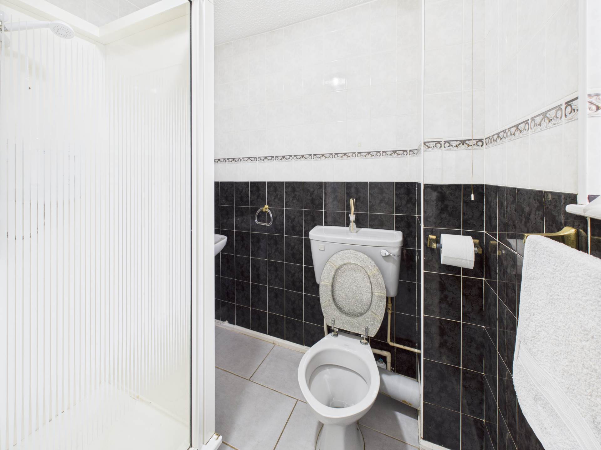 Additional Property Image 4 bedroom Terraced for sale in Glasgow 6