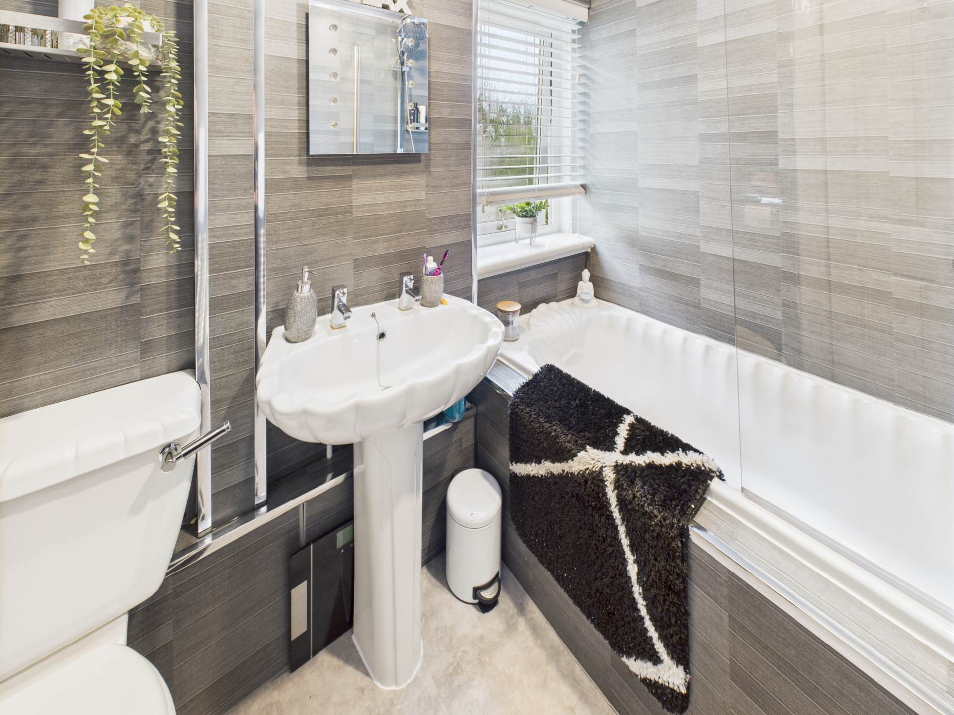 Additional Property Image 3 bedroom Flat for sale in Glasgow 10