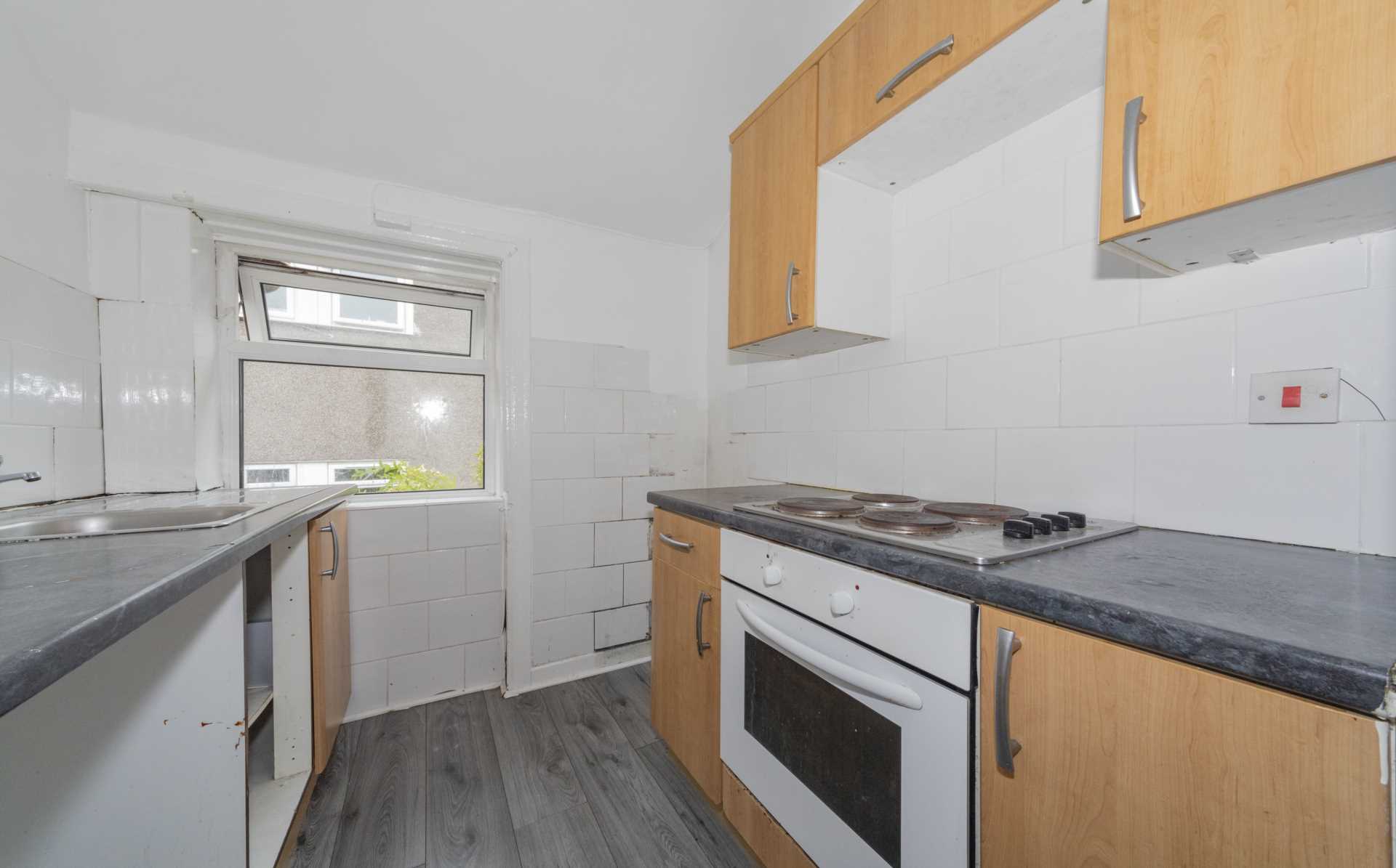 Additional Property Image 3 bedroom Flat to rent in Glasgow 4