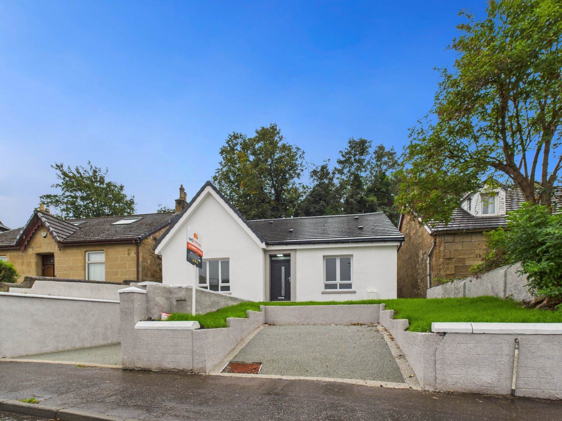 4 bedroom Detached for sale in Glasgow