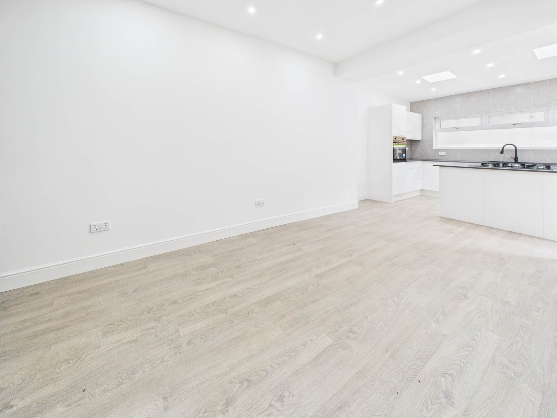 Additional Property Image 4 bedroom Detached for sale in Glasgow 5