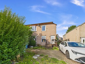 3 bedroom Flat to rent in Glasgow