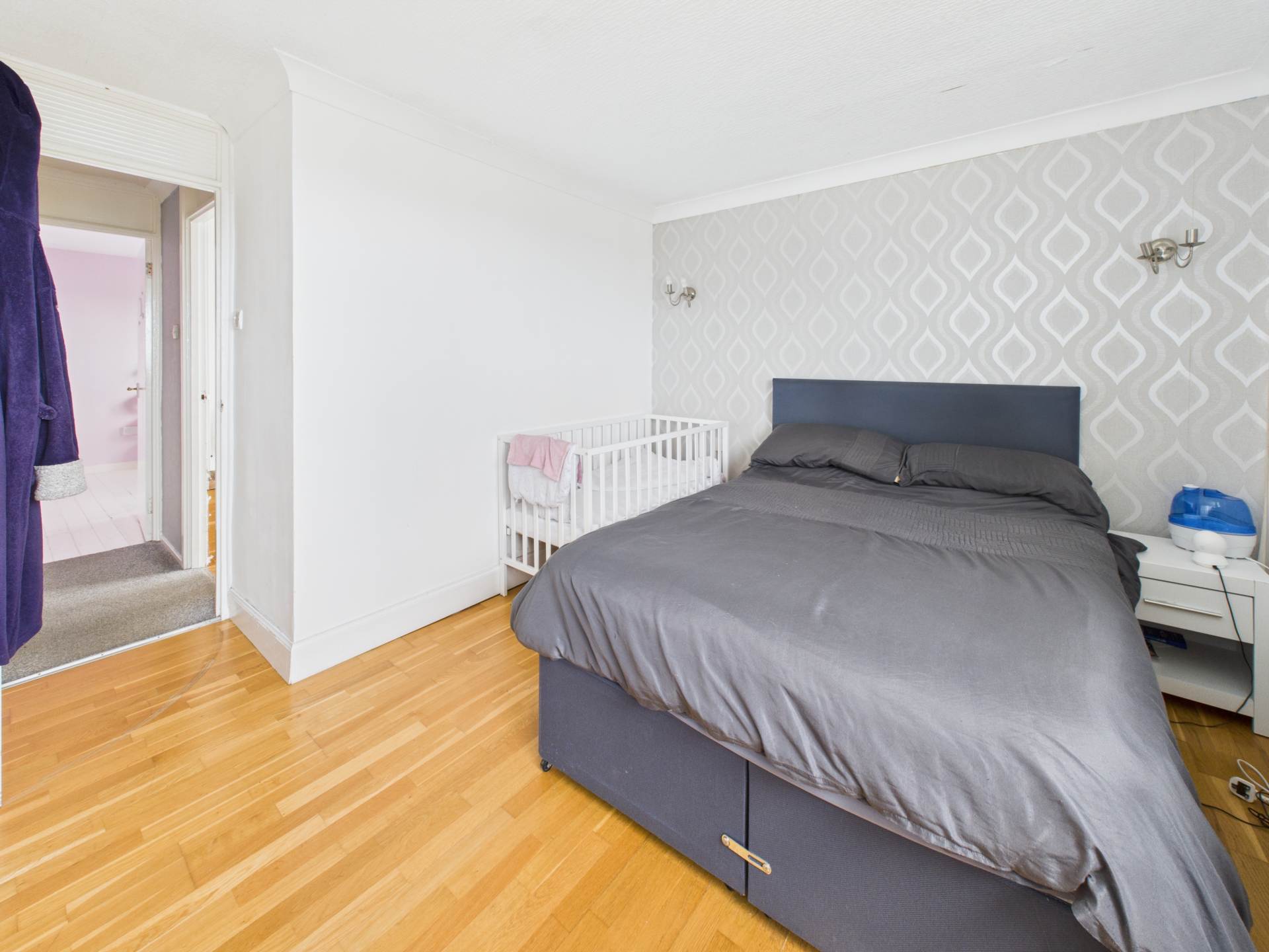 Additional Property Image 2 bedroom Flat for sale in Lochwinnoch 9