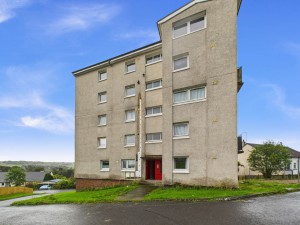 2 bedroom Flat for sale in Lochwinnoch