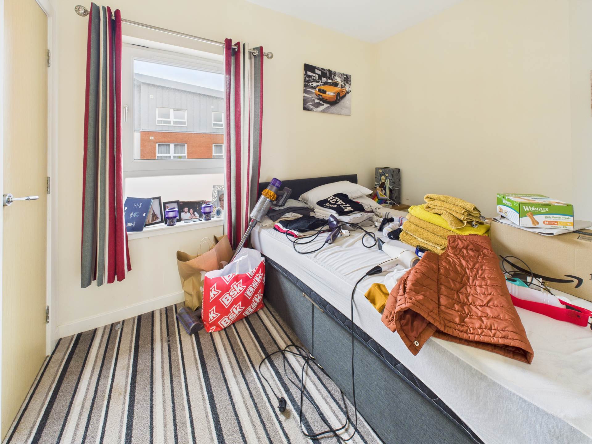 Additional Property Image 2 bedroom Flat for sale in Glasgow 8