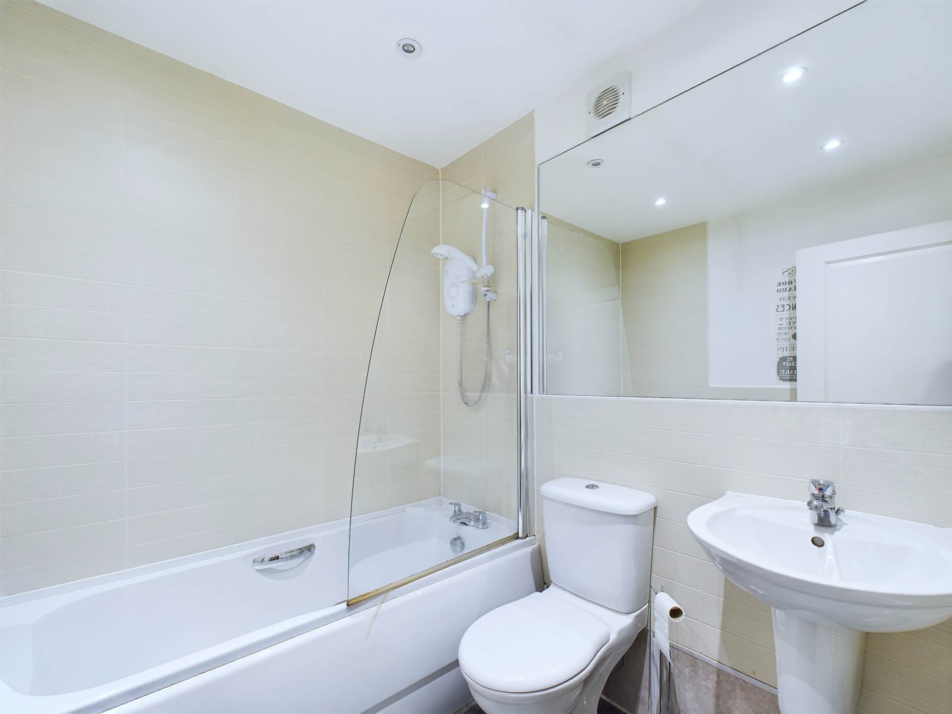 Additional Property Image 2 bedroom Flat for sale in Glasgow 7