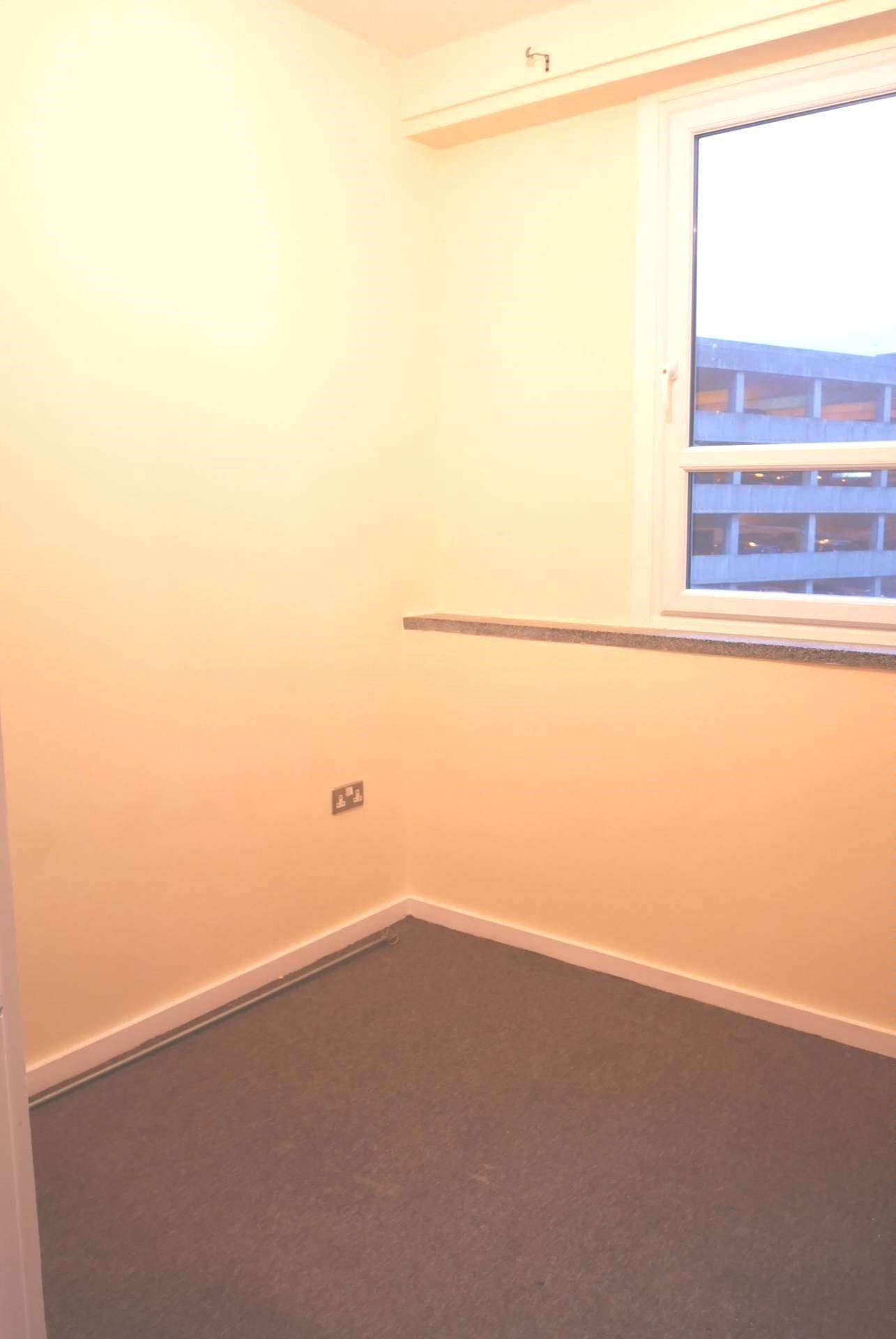 Additional Property Image 2 bedroom Apartment to rent in London 8