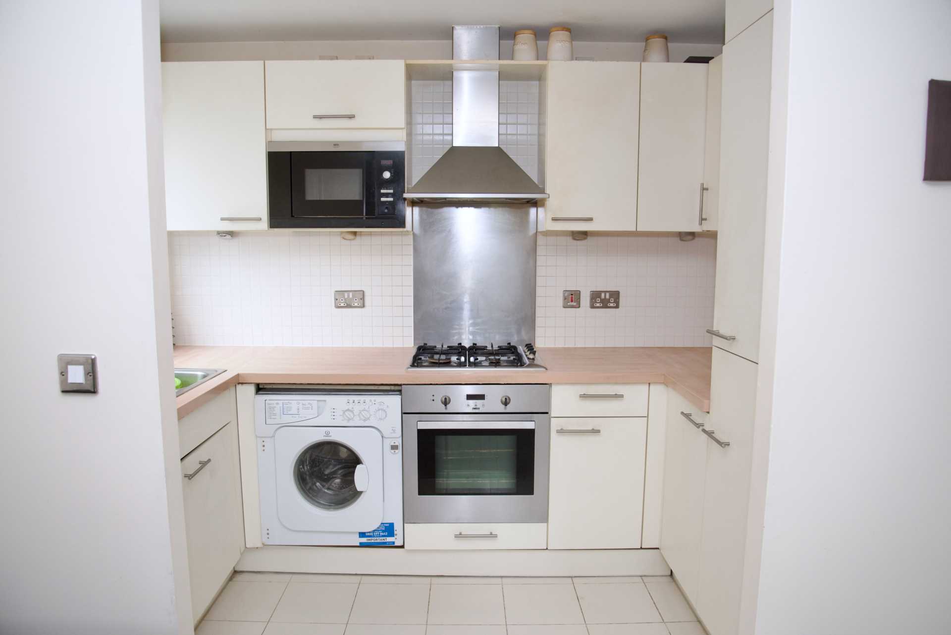 Additional Property Image 2 bedroom Apartment for sale in London 4