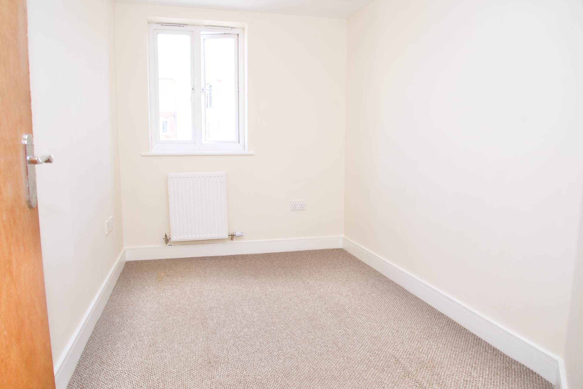 Additional Property Image 2 bedroom Apartment for sale in London 10