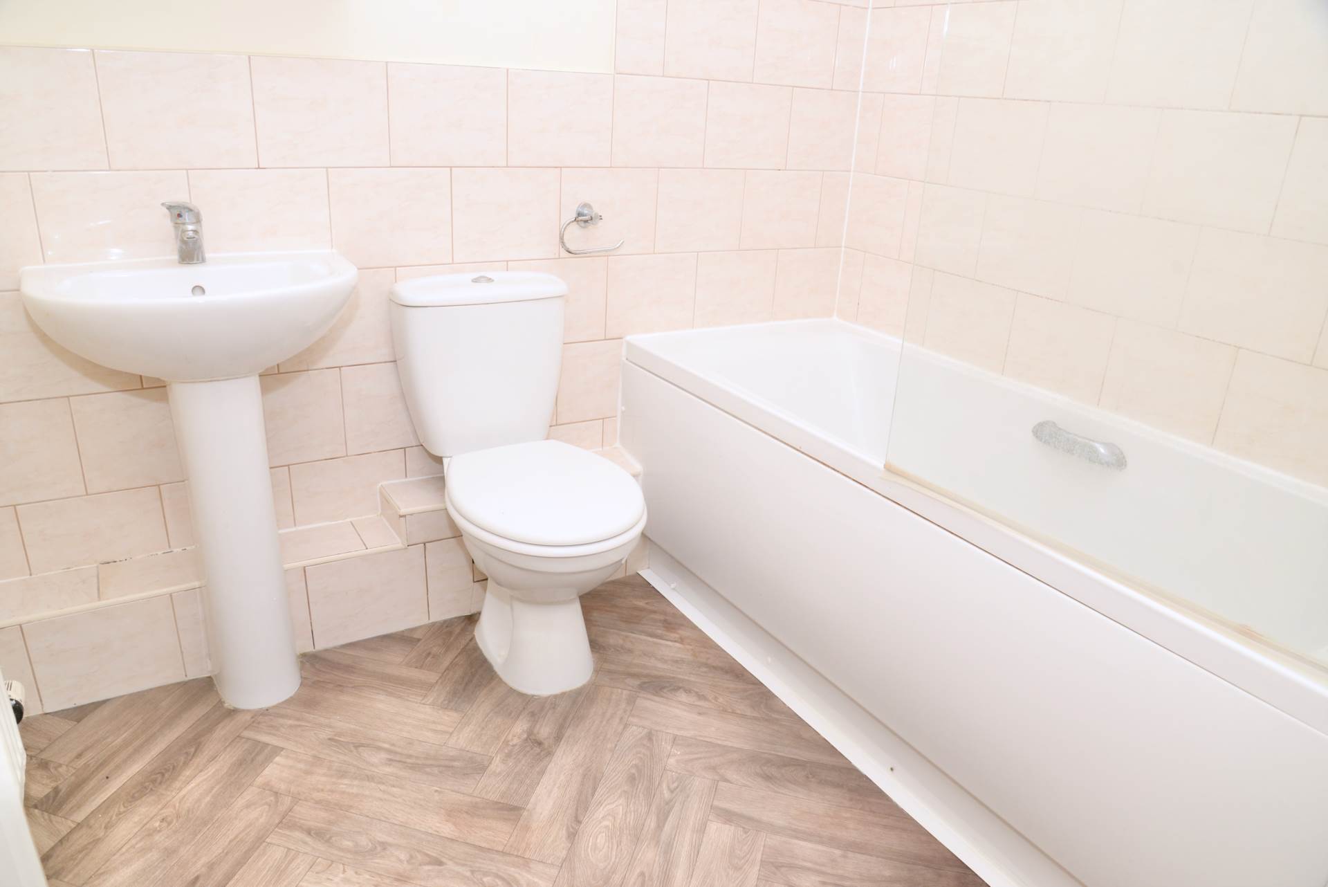 Additional Property Image 2 bedroom Apartment for sale in London 12