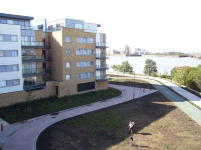 Additional Property Image 1 bedroom Apartment to rent in London 13
