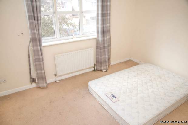 Additional Property Image 2 bedroom End of Terrace for sale in London 8