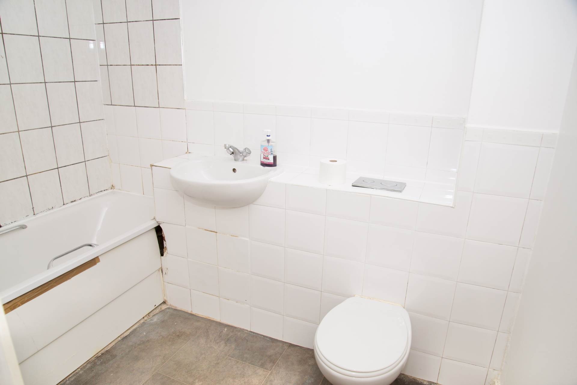 Additional Property Image 2 bedroom Apartment for sale in London 6
