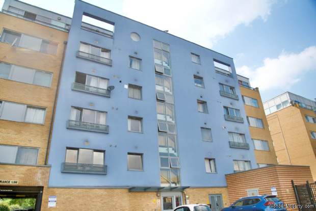 Additional Property Image 2 bedroom Apartment for sale in London 11