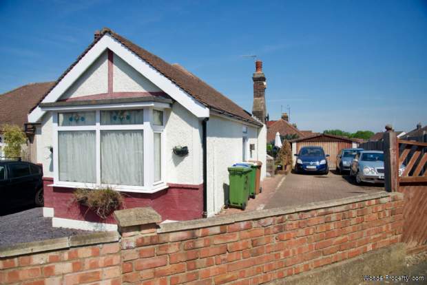 Additional Property Image 2 bedroom Bungalow for sale in Belvedere 8