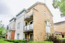 2 bedroom Apartment for sale in London