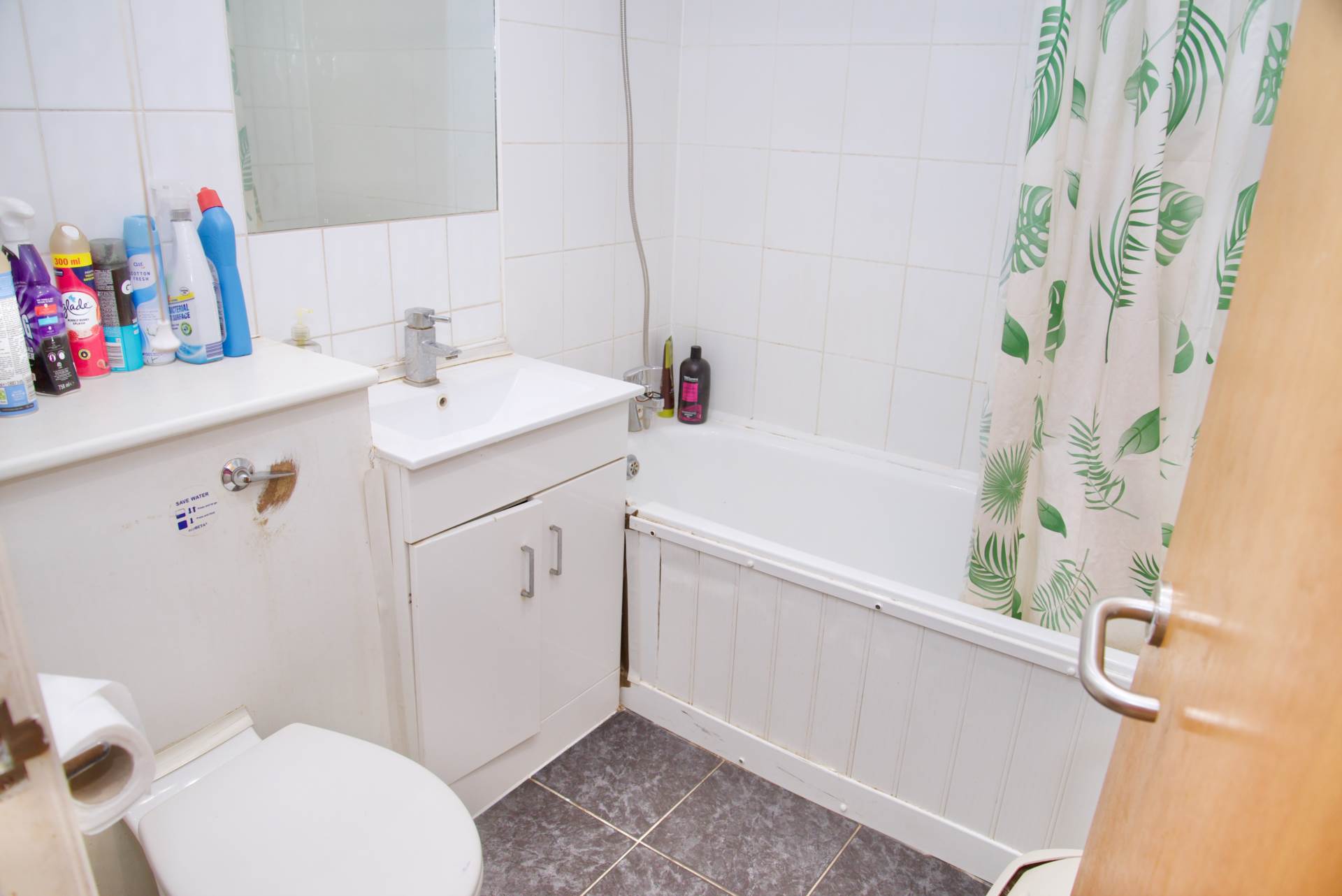 Additional Property Image 2 bedroom Apartment for sale in London 6