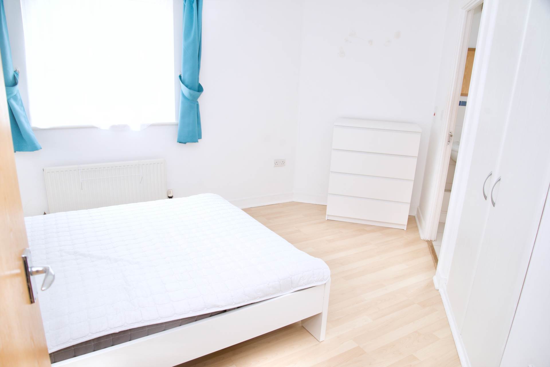 Additional Property Image 2 bedroom Apartment for sale in London 9