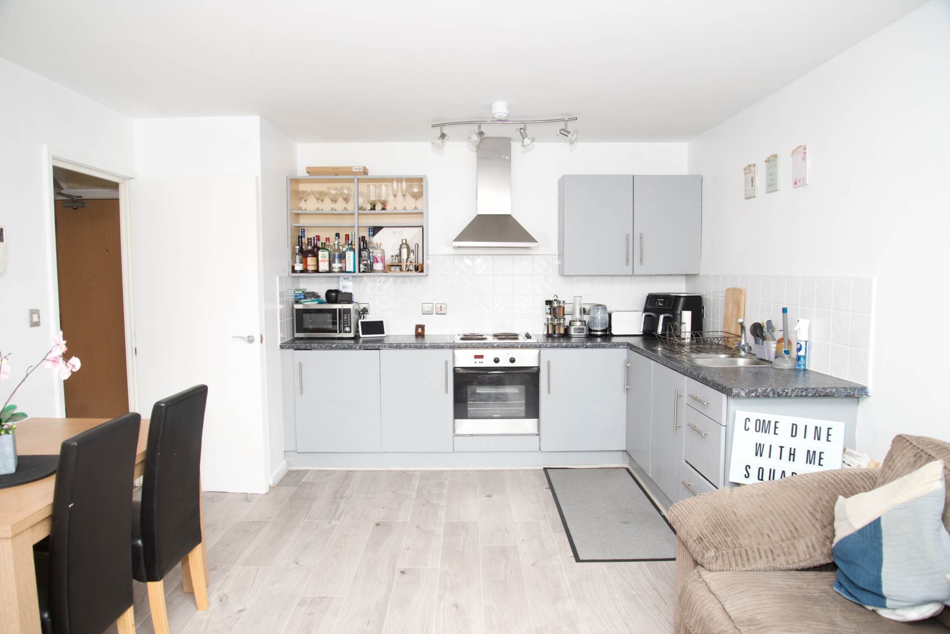 Additional Property Image 1 bedroom Apartment for sale in London 6