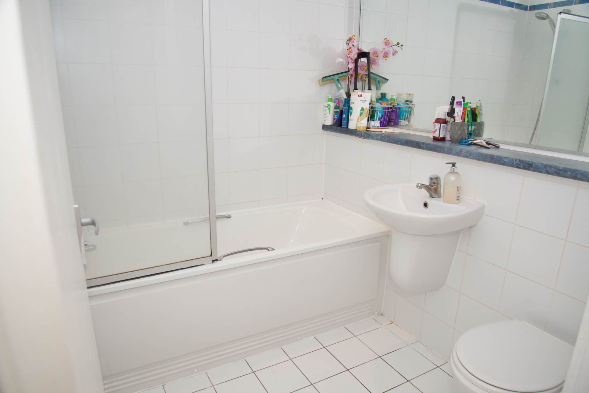 Additional Property Image 1 bedroom Apartment for sale in London 9
