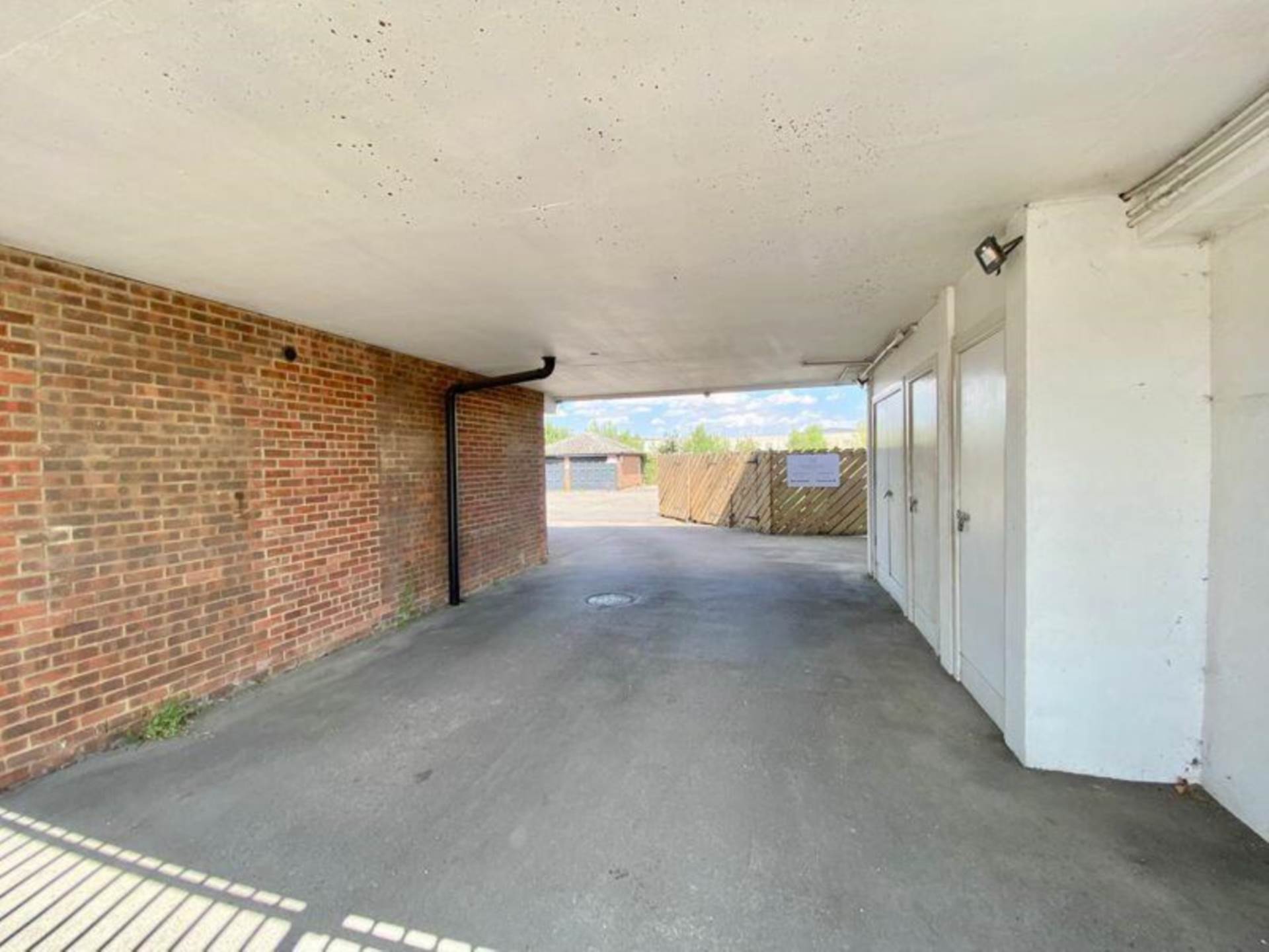 Additional Property Image 1 bedroom Apartment for sale in Dartford 13