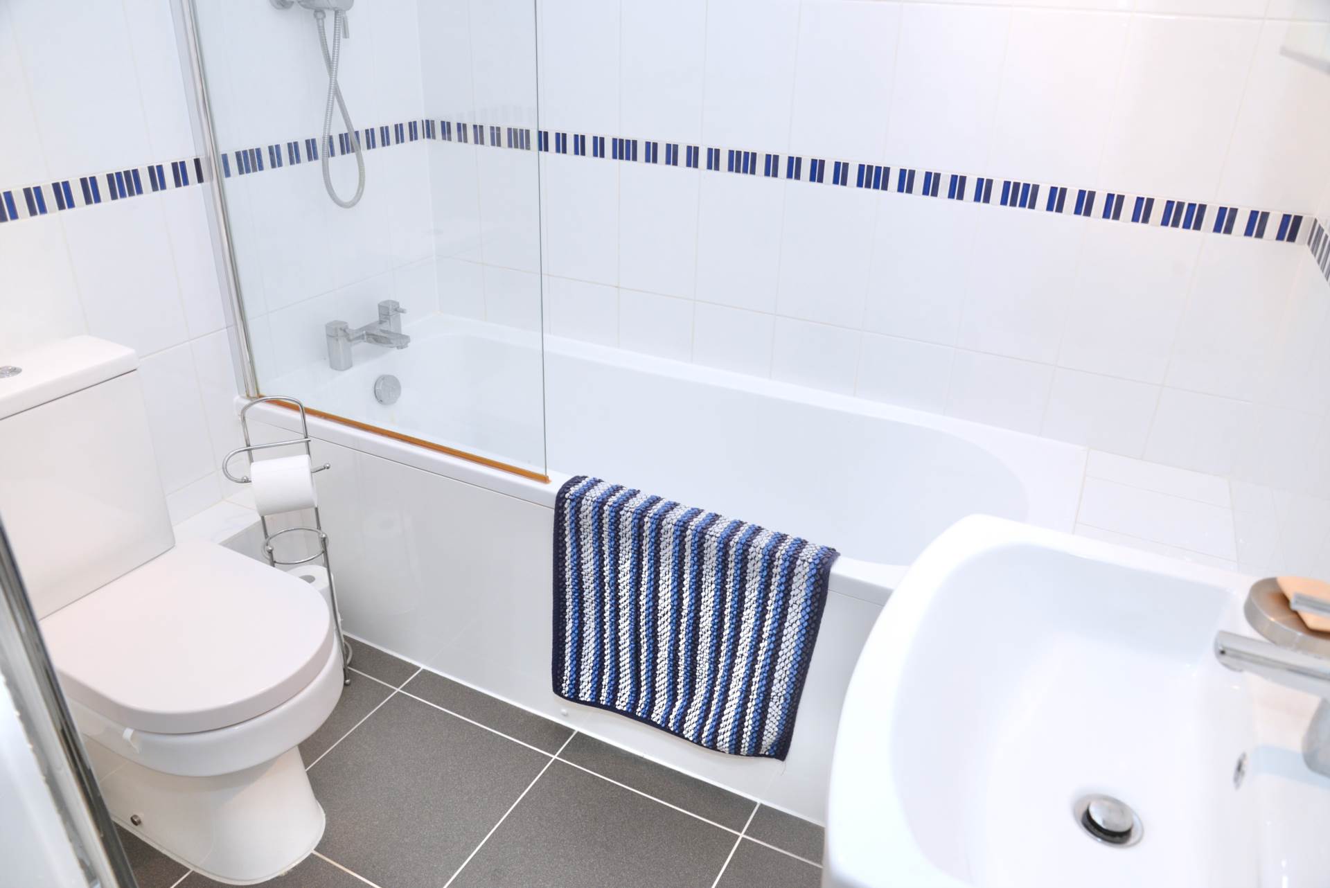 Additional Property Image 2 bedroom Apartment for sale in London 11