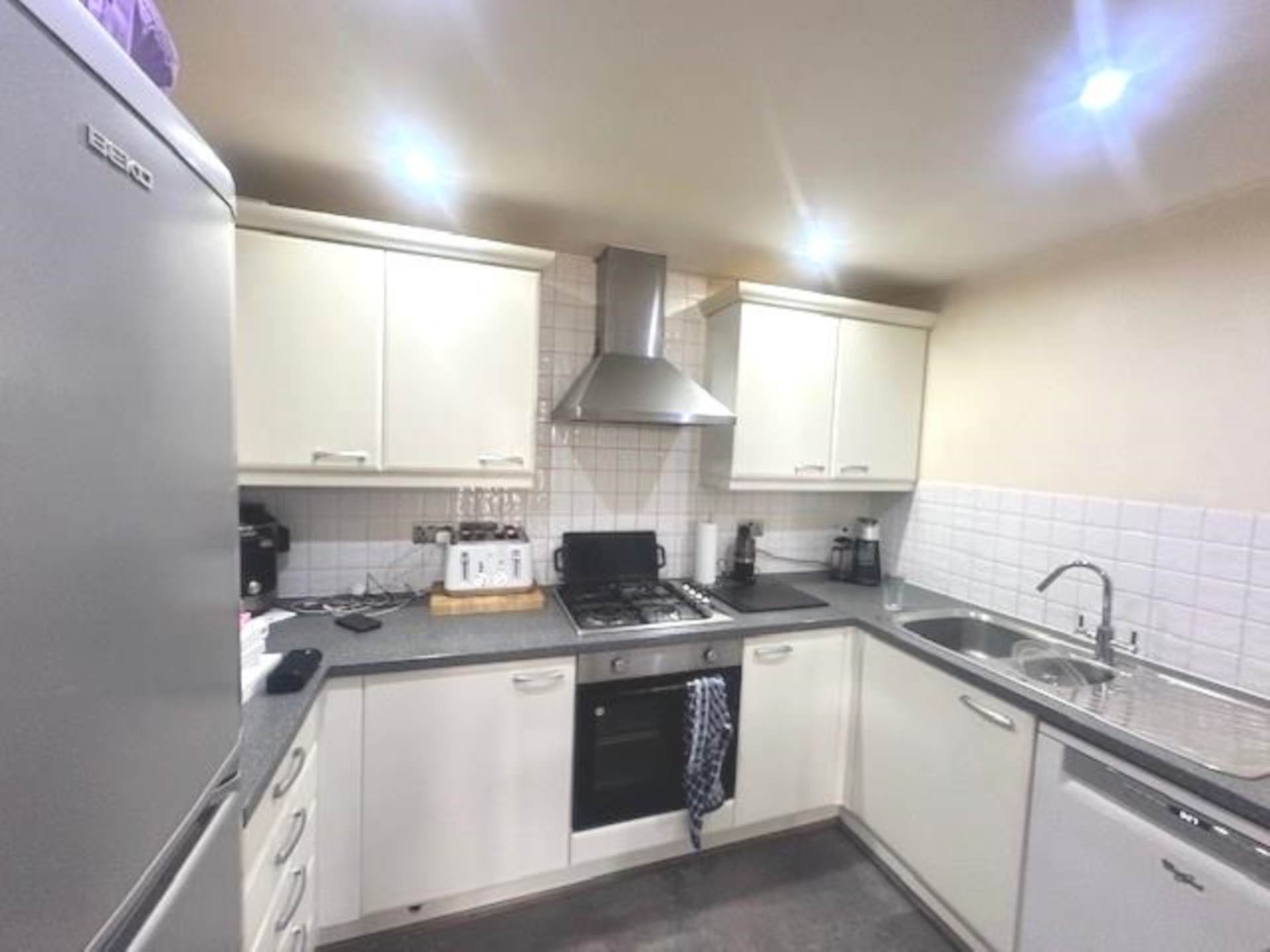 Additional Property Image 2 bedroom Apartment to rent in London 3