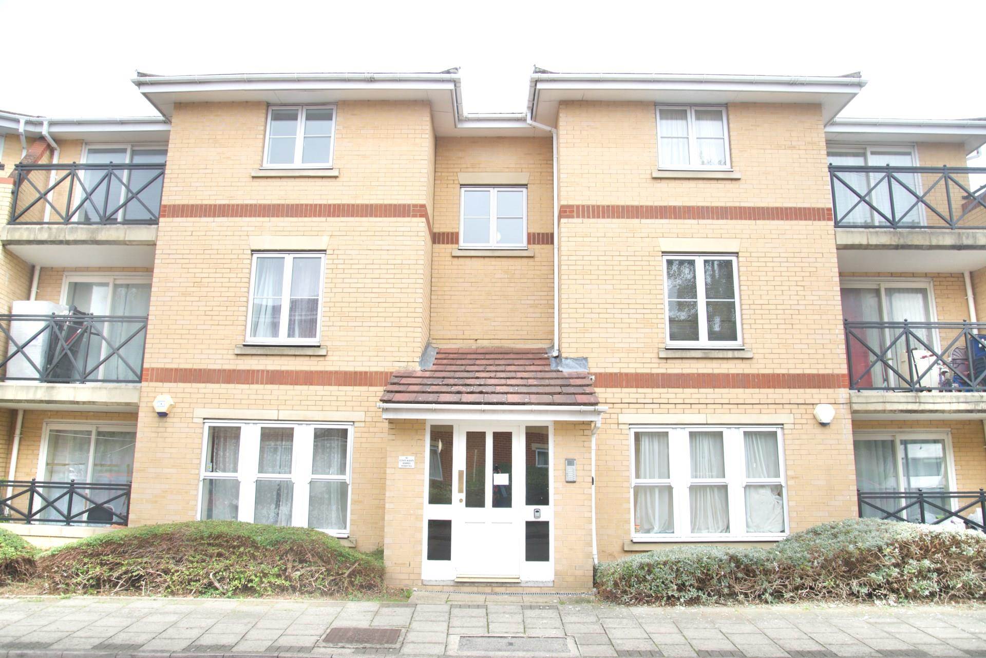 2 bedroom Apartment to rent in London