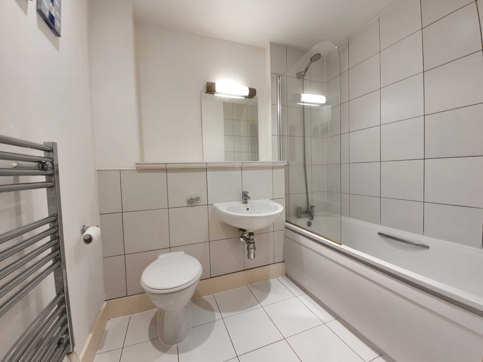 Additional Property Image 1 bedroom Apartment to rent in Ipswich 7