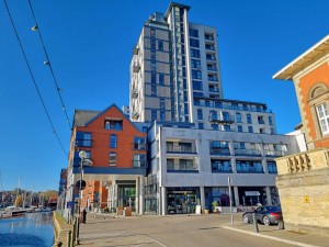 2 bedroom Apartment to rent in Ipswich