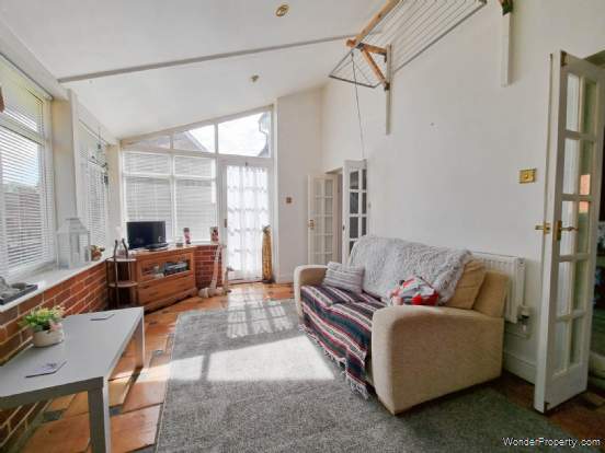Additional Property Image 3 bedroom Detached for sale in Woodbridge 6