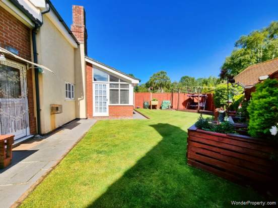 Additional Property Image 3 bedroom Detached for sale in Woodbridge 11