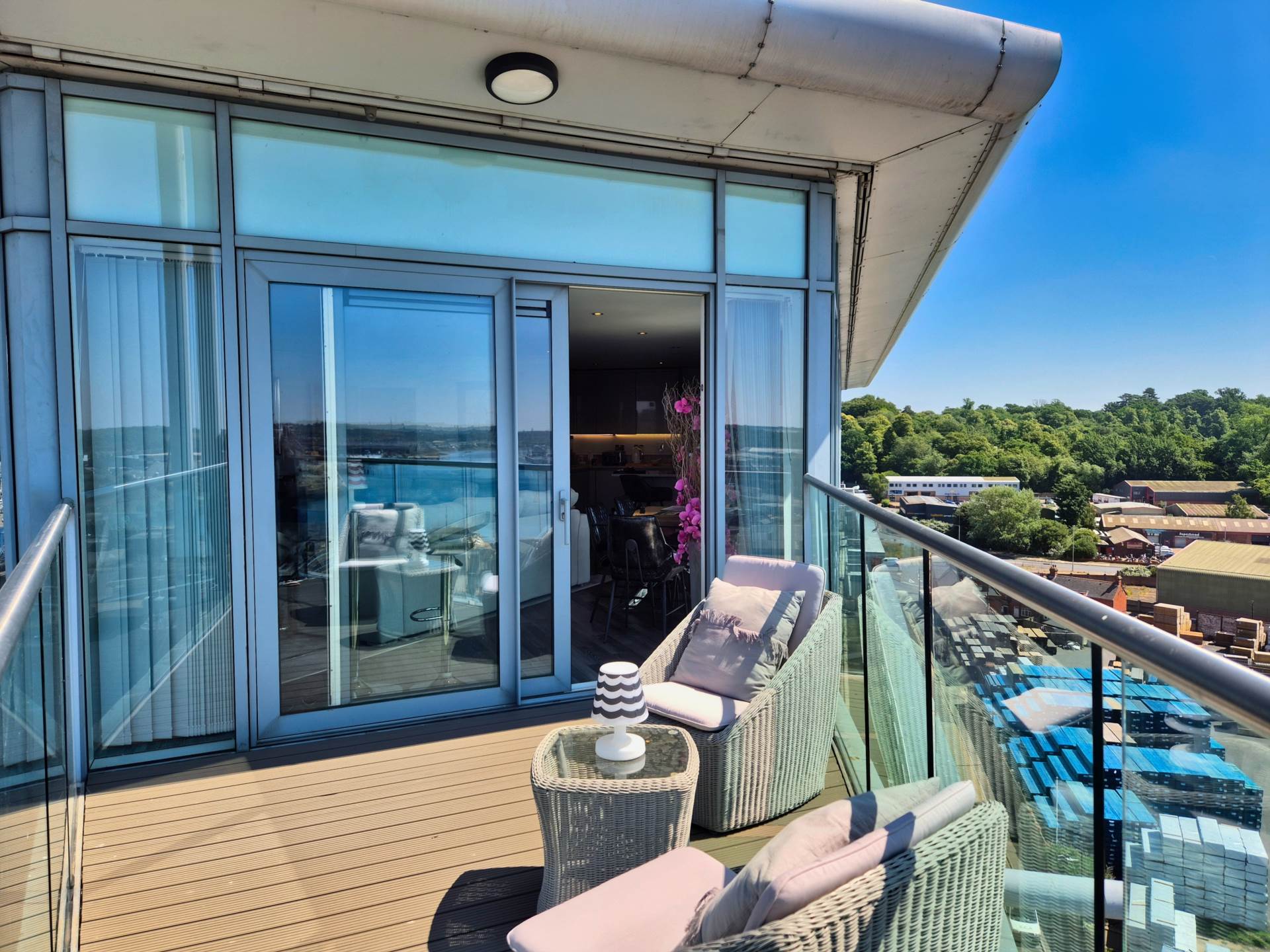 Additional Property Image 2 bedroom Penthouse for sale in Ipswich 7