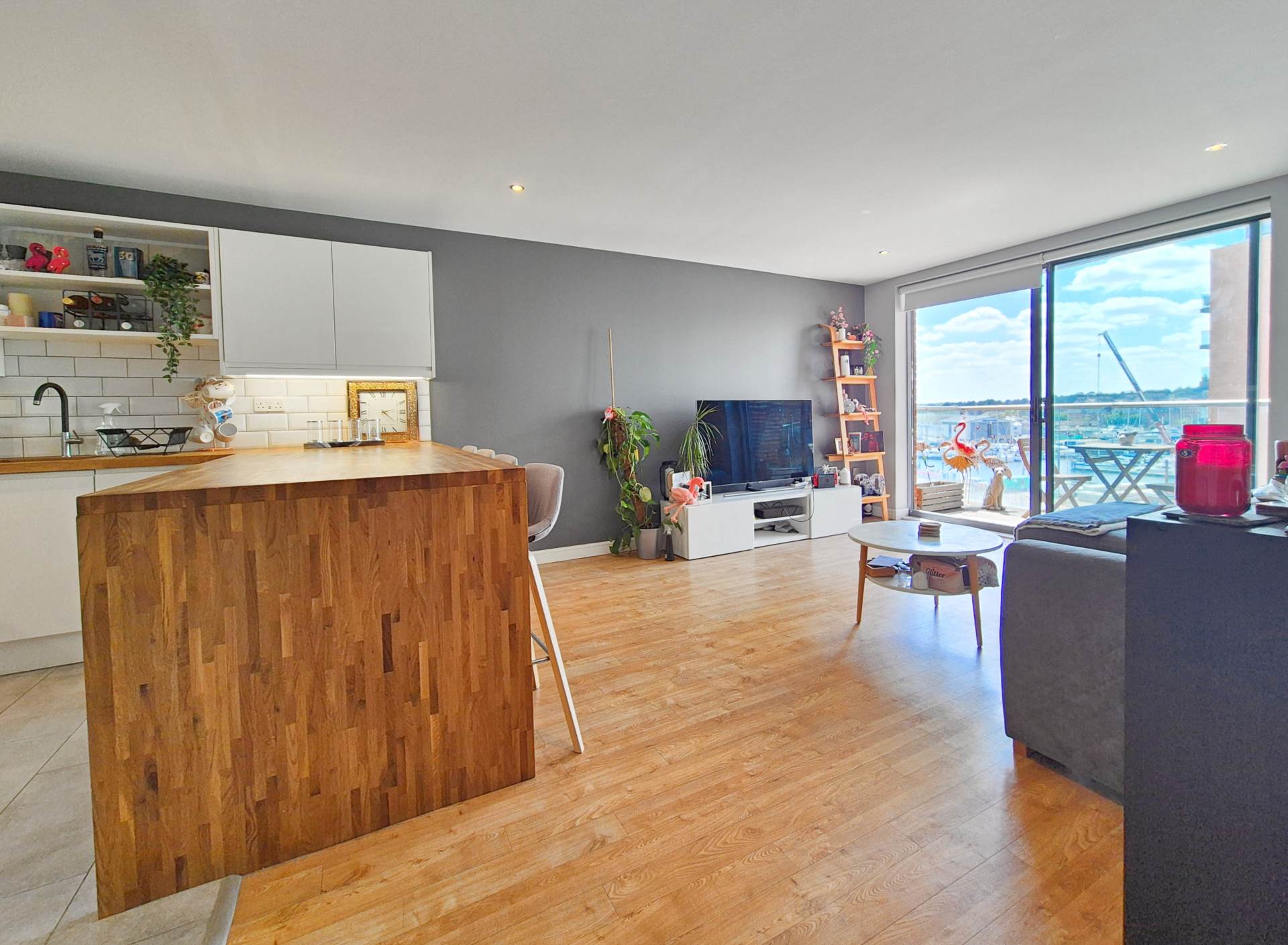 Additional Property Image 2 bedroom Apartment for sale in Ipswich 9