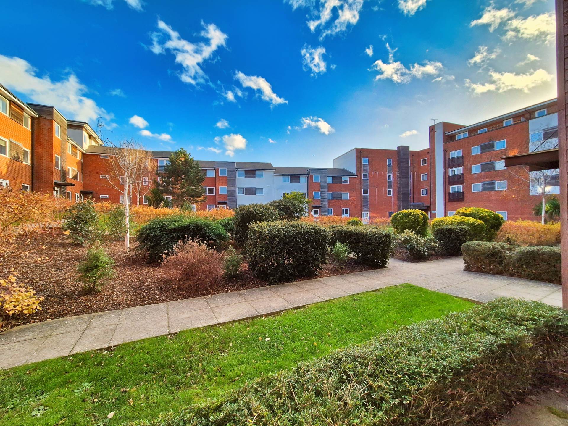 Additional Property Image 2 bedroom Apartment for sale in Ipswich 2
