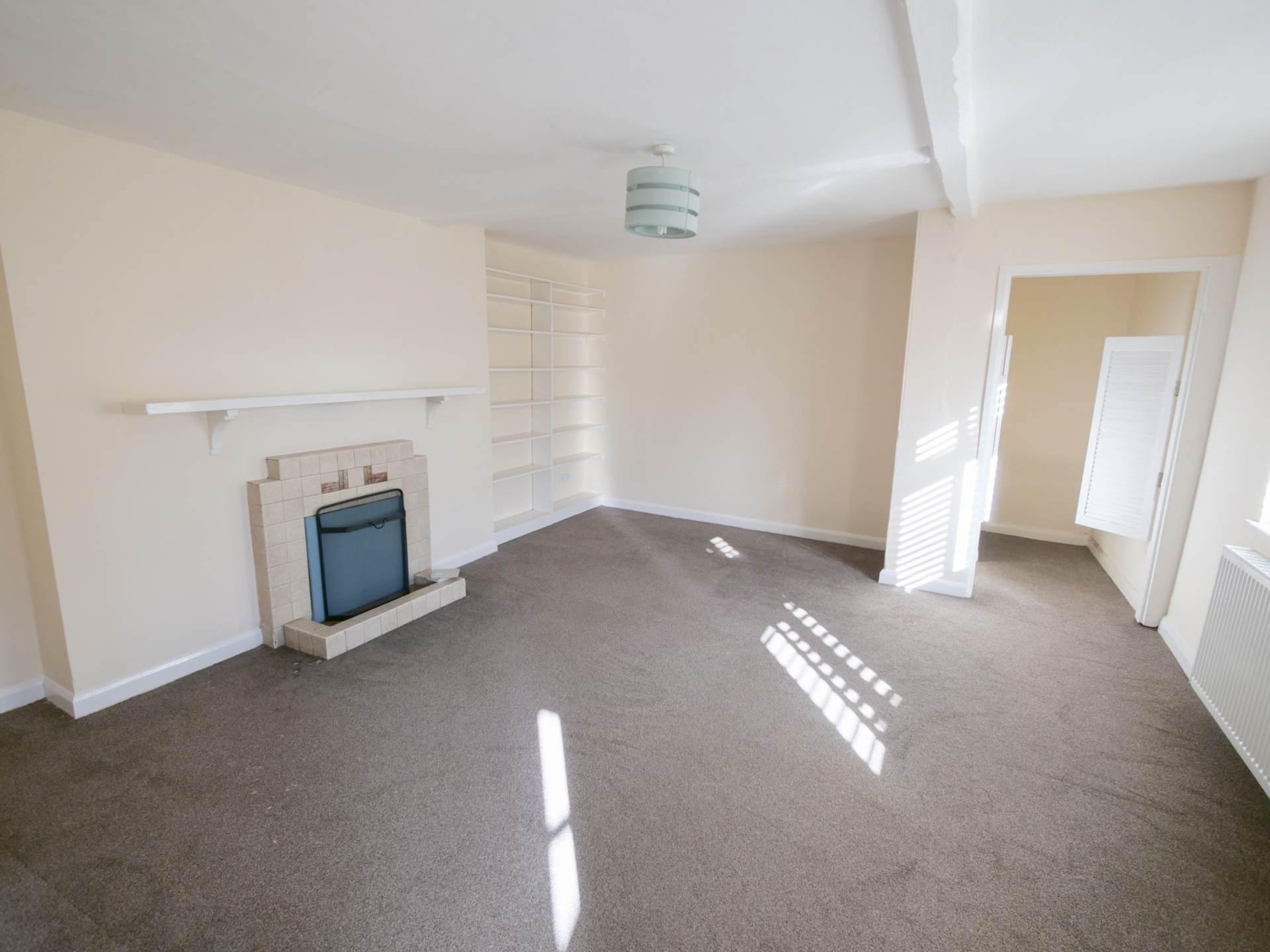 Additional Property Image 4 bedroom Semi Detached to rent in Woodbridge 3