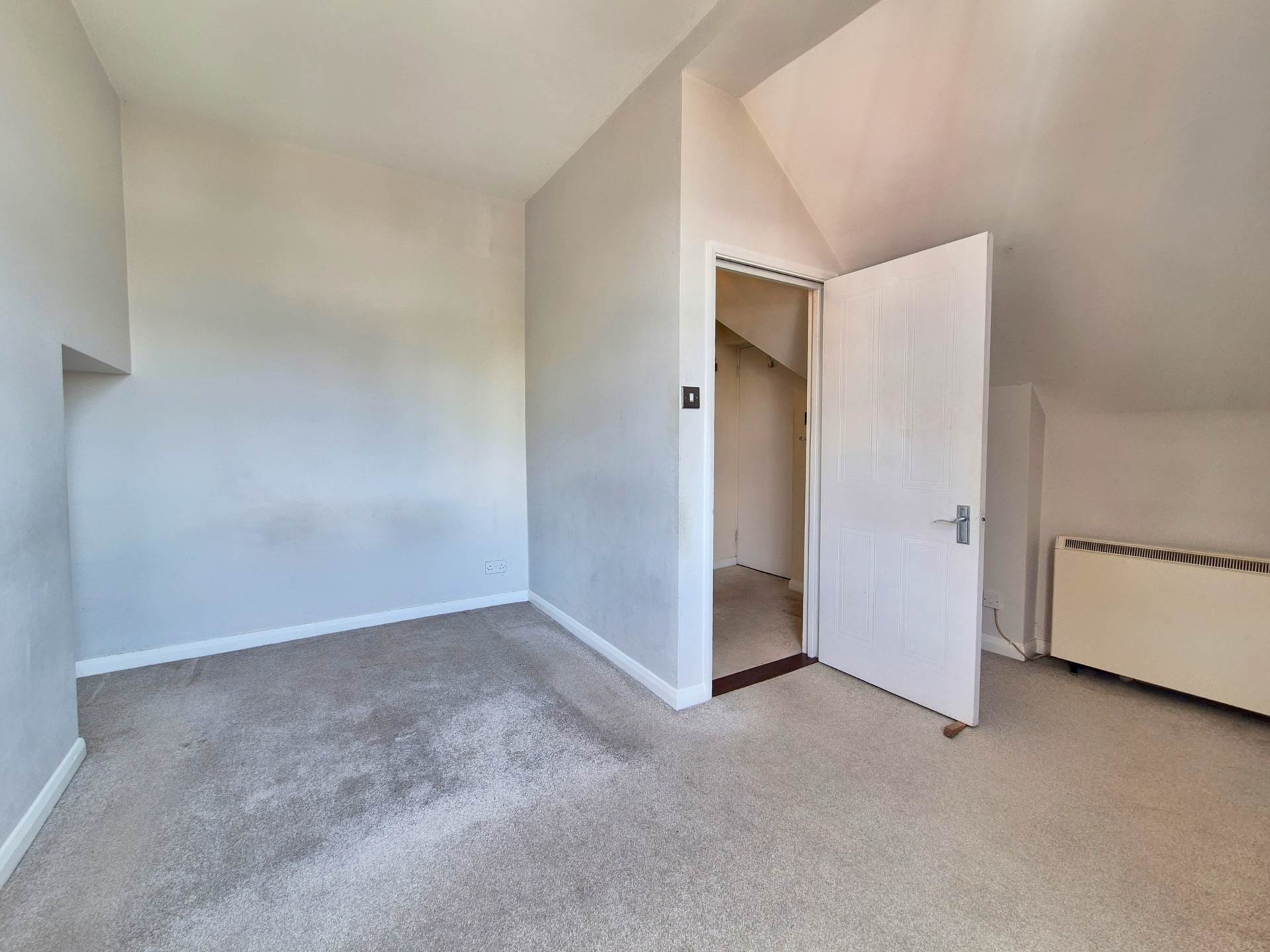 Additional Property Image 2 bedroom Apartment for sale in Ipswich 10