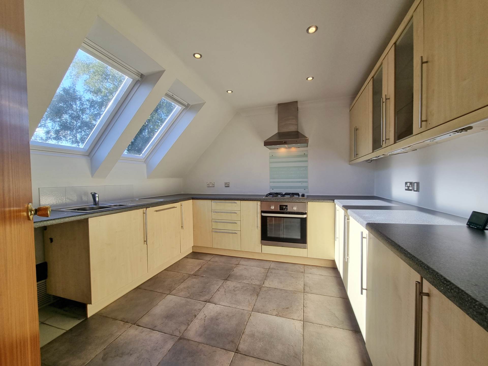 Additional Property Image 2 bedroom Apartment for sale in Ipswich 5