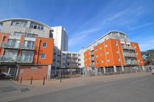 2 bedroom Apartment to rent in Ipswich