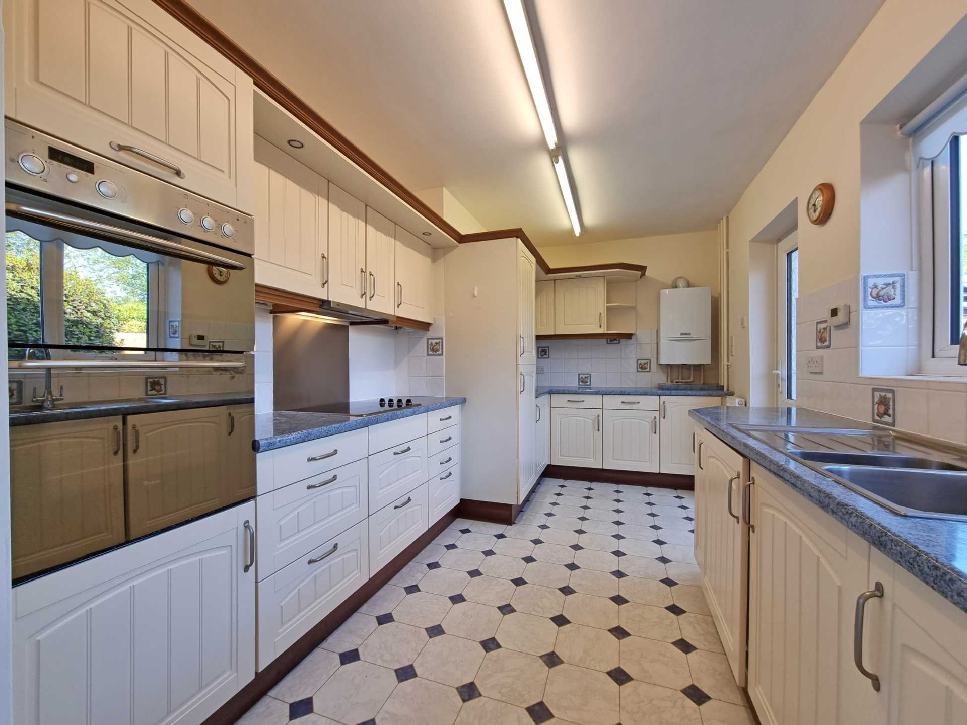 Additional Property Image 2 bedroom Detached Bungalow for sale in Ipswich 3