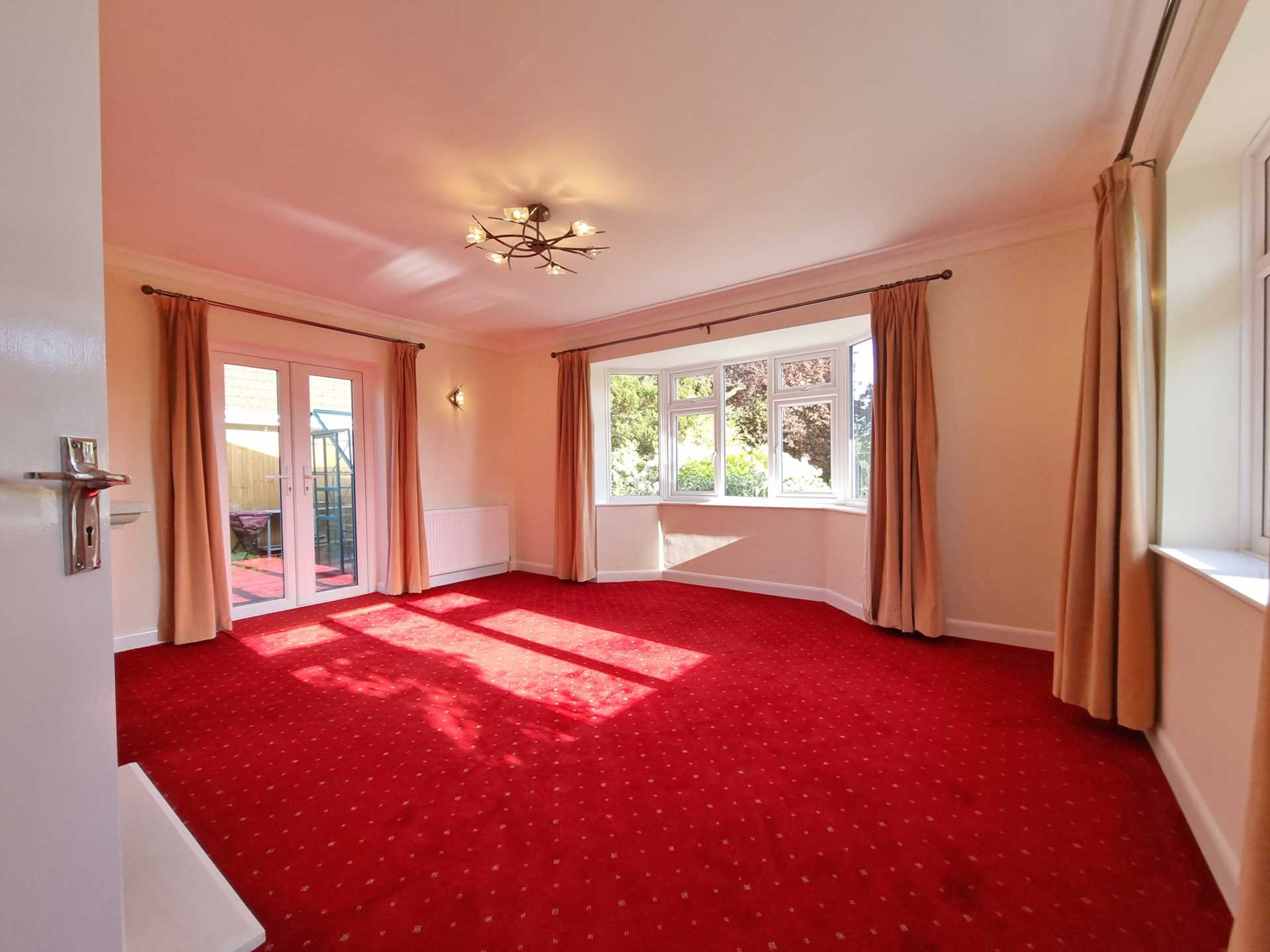 Additional Property Image 2 bedroom Detached Bungalow for sale in Ipswich 7