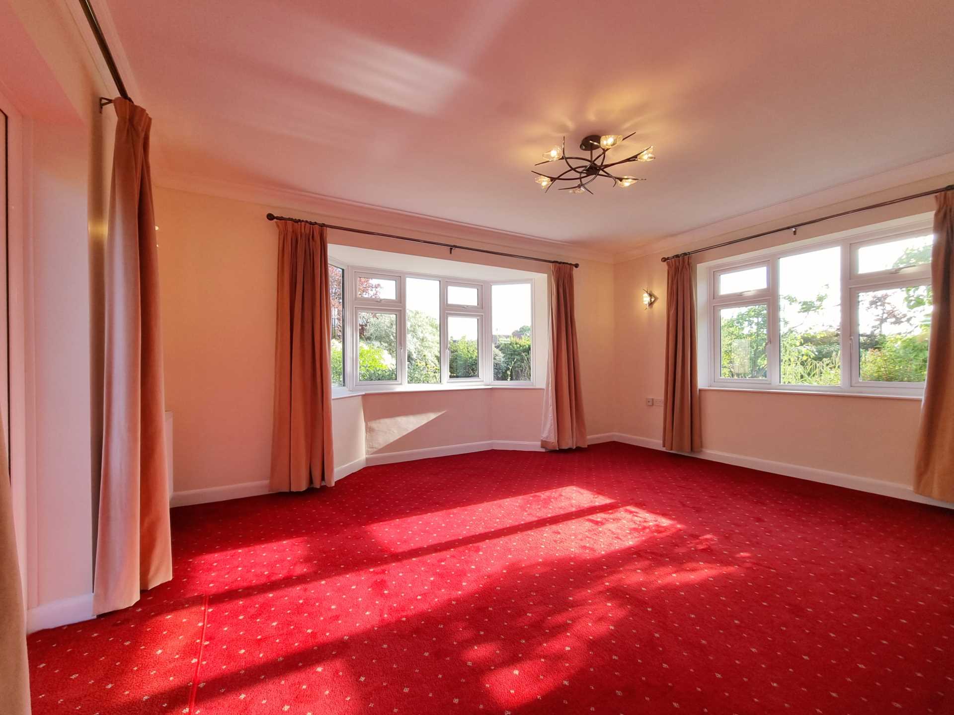 Additional Property Image 2 bedroom Detached Bungalow for sale in Ipswich 9