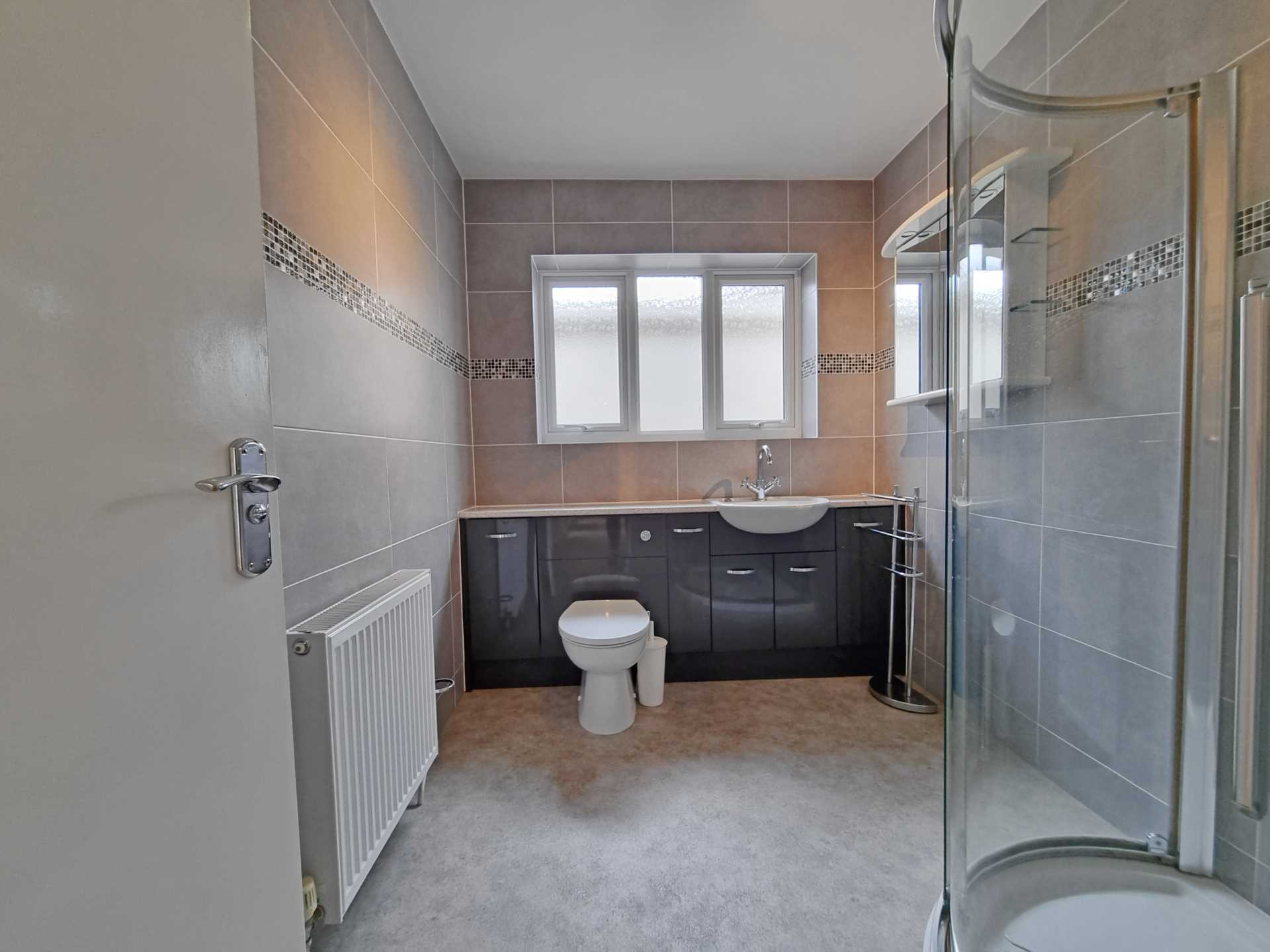 Additional Property Image 2 bedroom Detached Bungalow for sale in Ipswich 13
