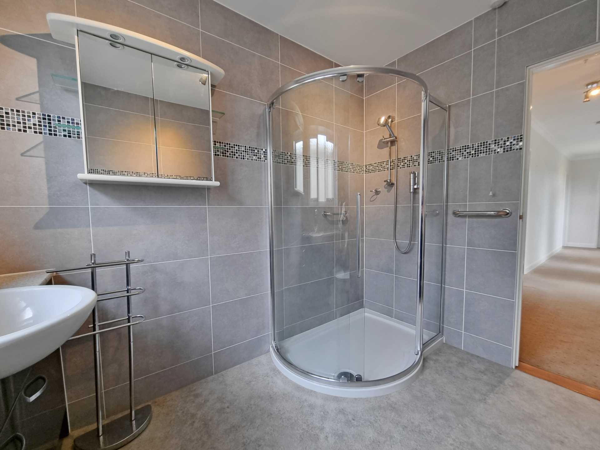 Additional Property Image 2 bedroom Detached Bungalow for sale in Ipswich 14