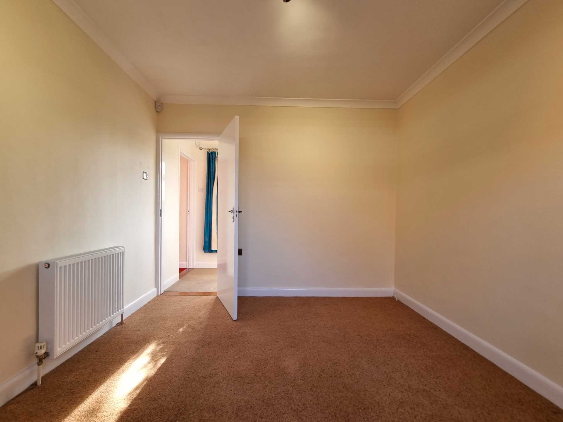 Additional Property Image 2 bedroom Detached Bungalow for sale in Ipswich 16