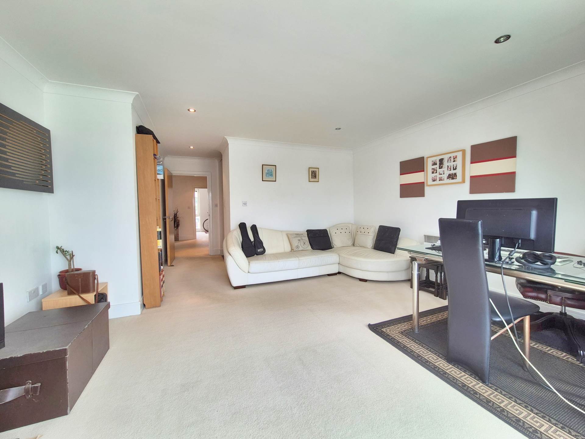 Additional Property Image 2 bedroom Penthouse for sale in Ipswich 4
