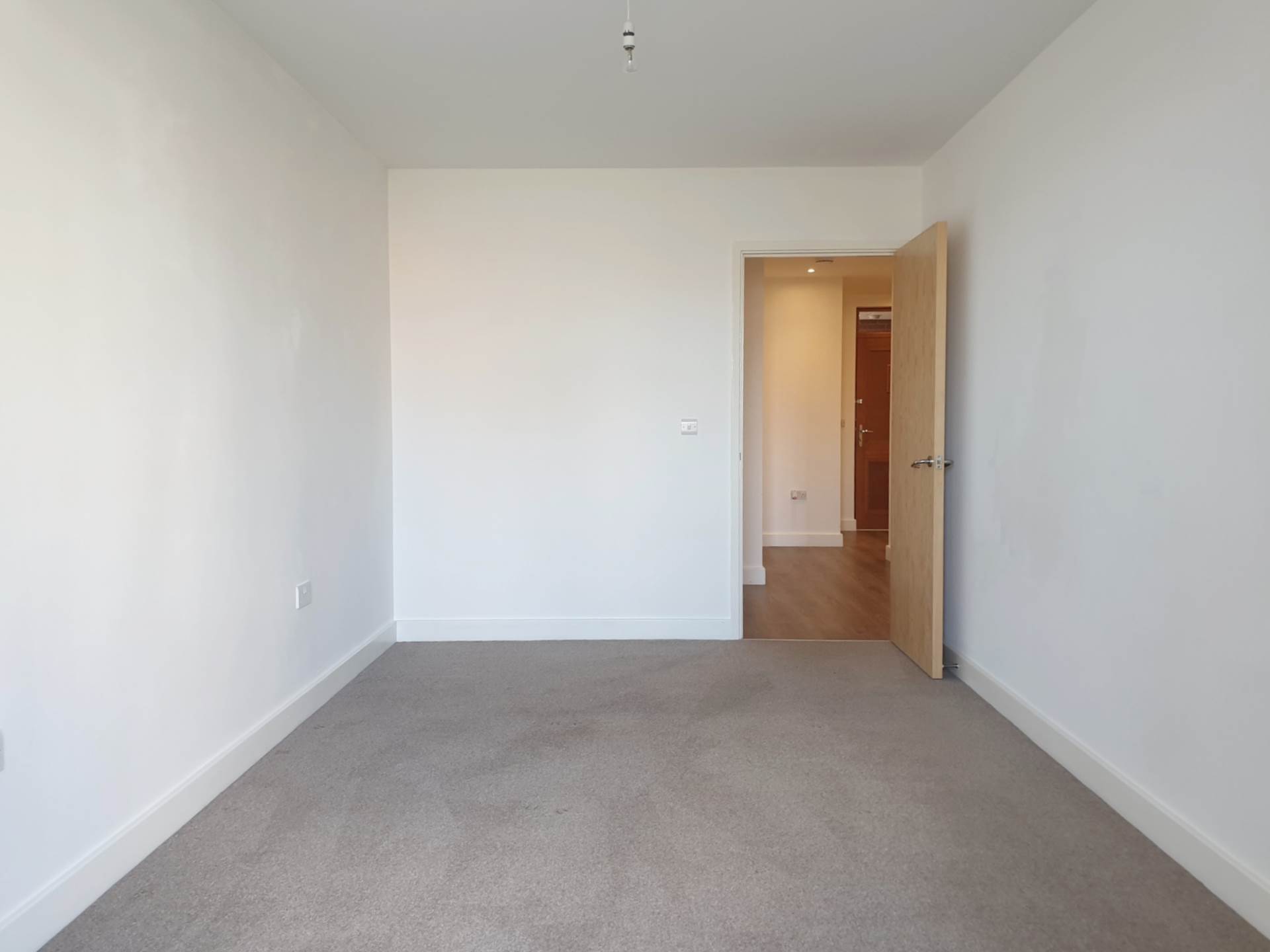 Additional Property Image 2 bedroom Apartment to rent in Ipswich 7