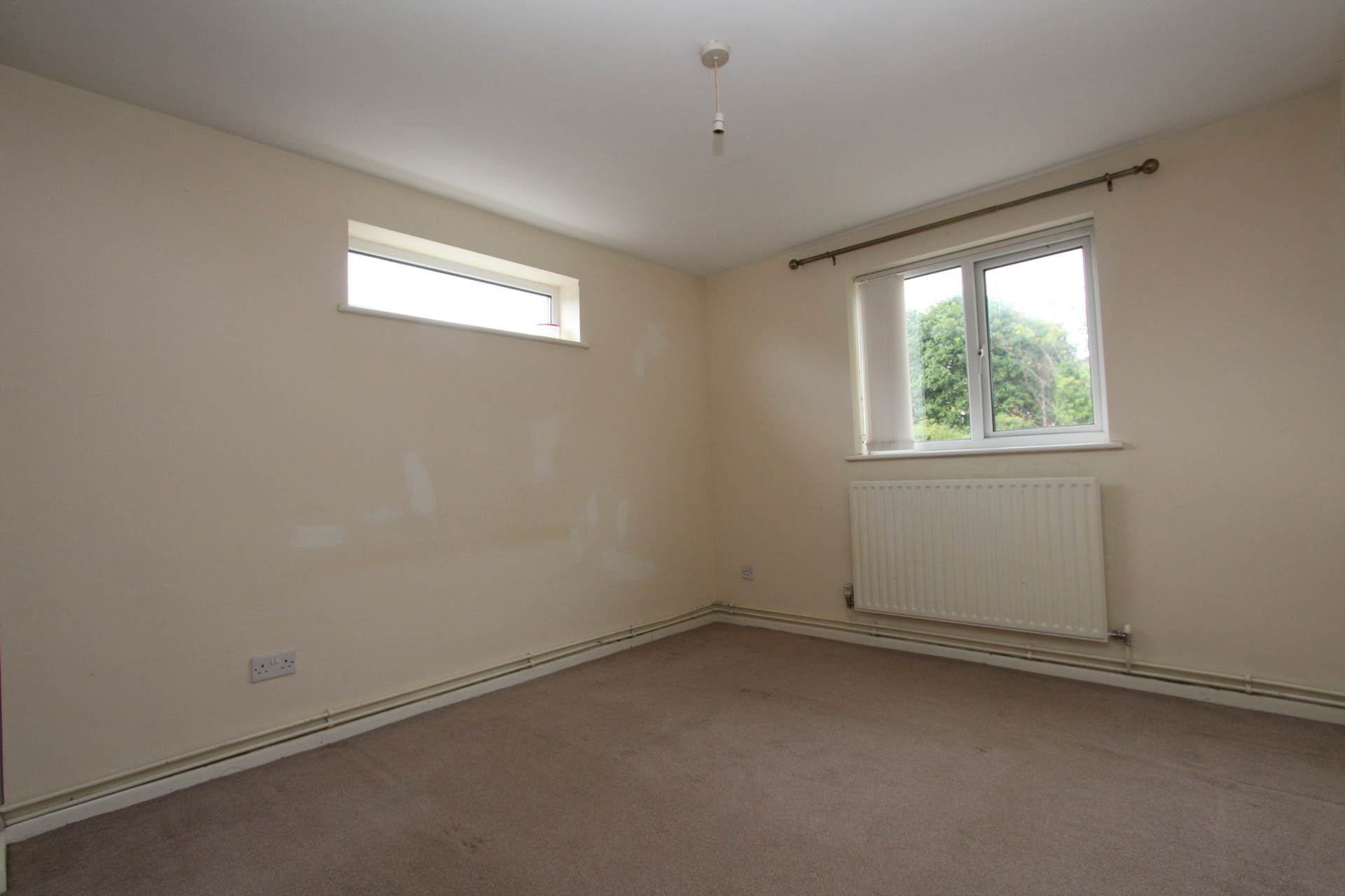 Additional Property Image 2 bedroom Flat to rent in Benfleet 5