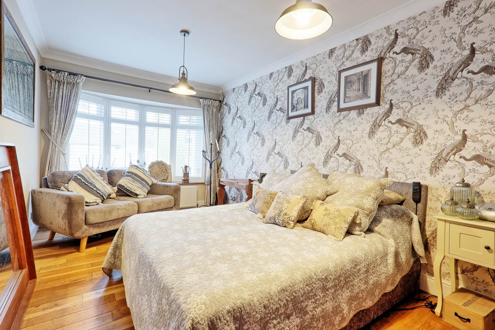 Additional Property Image 4 bedroom Detached for sale in Benfleet 9