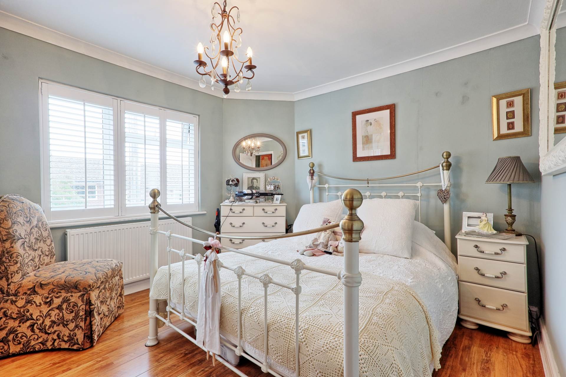 Additional Property Image 4 bedroom Detached for sale in Benfleet 10